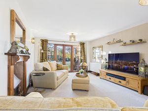 Lounge- click for photo gallery